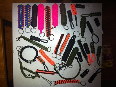 Click image for larger version. 

Name:	paracord fobs etc.jpg 
Views:	93 
Size:	93.5 KB 
ID:	3452